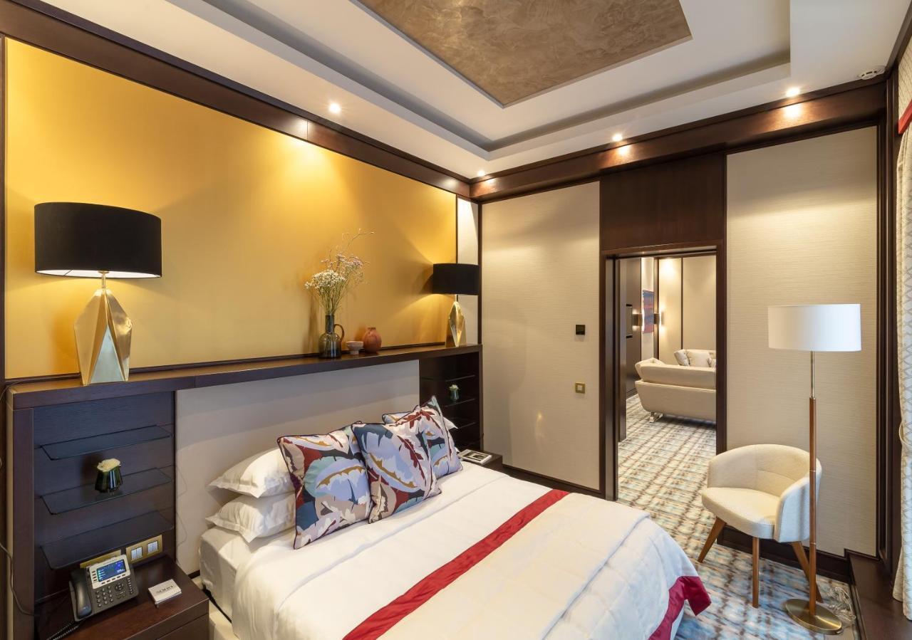 Soho Boutique Hotel Dnipro Dış mekan fotoğraf